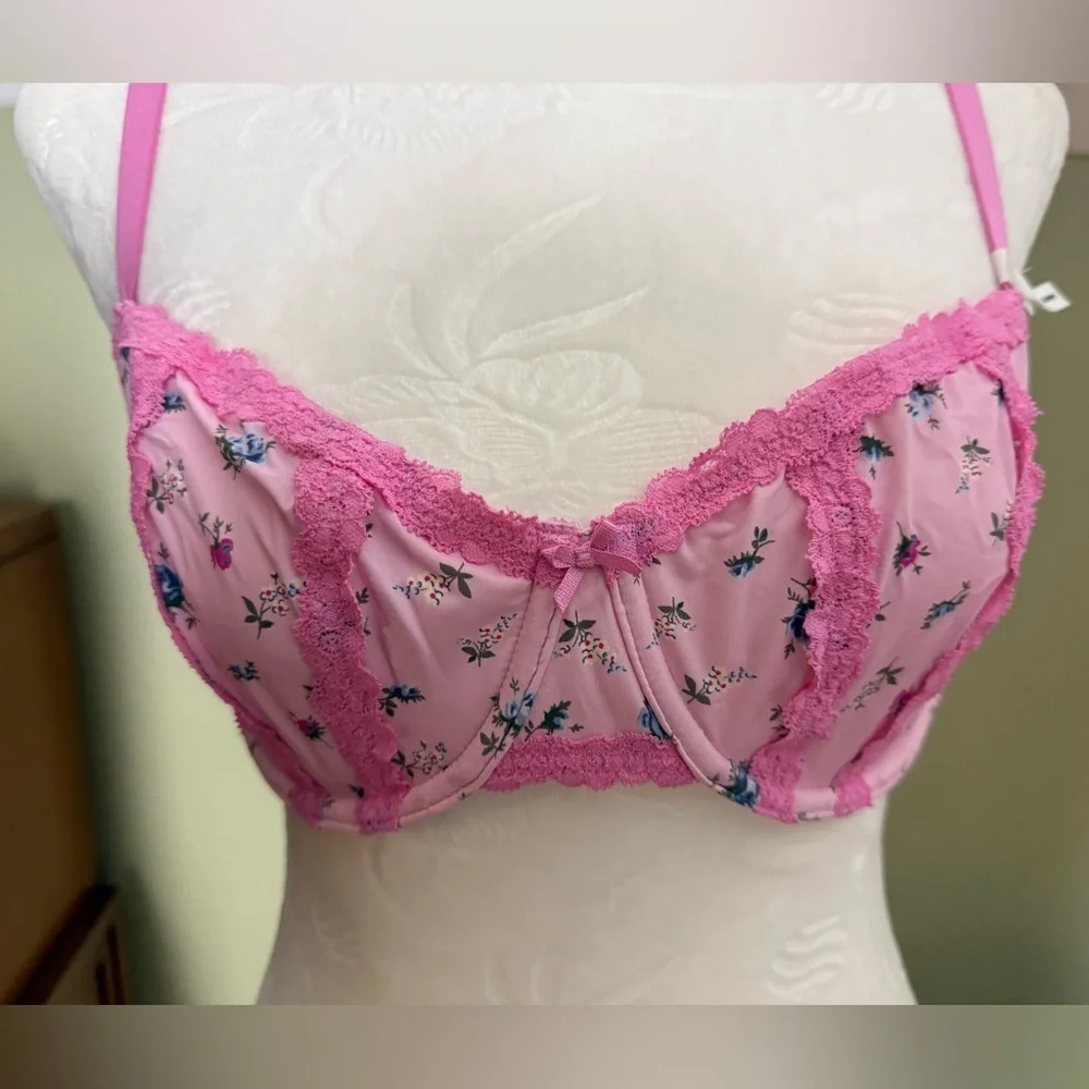 Aerie Balconette Style Floral Pink Bra NWT